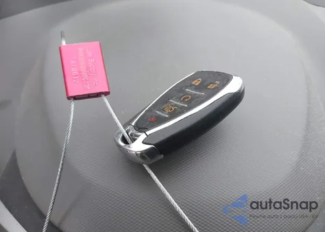 2018 Chevrolet Sonic Lt Auto из США, поврежденный, VIN 1G1JD5SH5J4110070